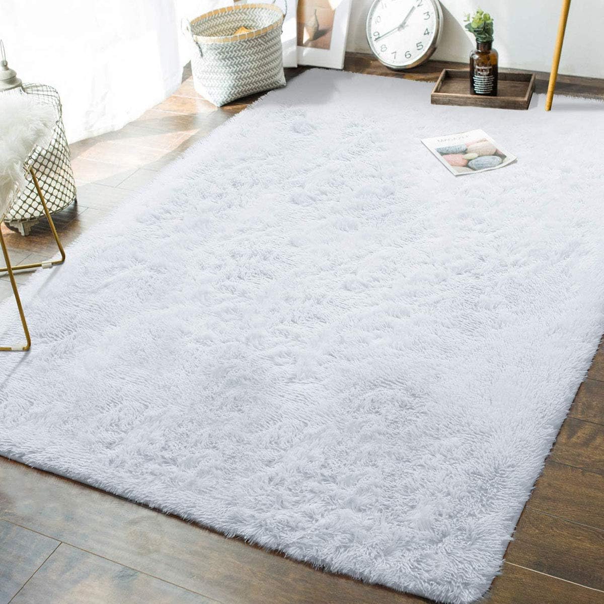 Rugs for Living Room Fluffy Area Rug Shaggy for Bedroom Soft Modern Luxury Fur Carpet for Kids Room Nursery Indoor Plush Furry Rug Comfy Home Decor Floor Mat (White, 80 * 150cm)